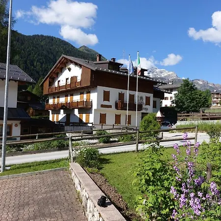 Aparthotel Malibu Falcade